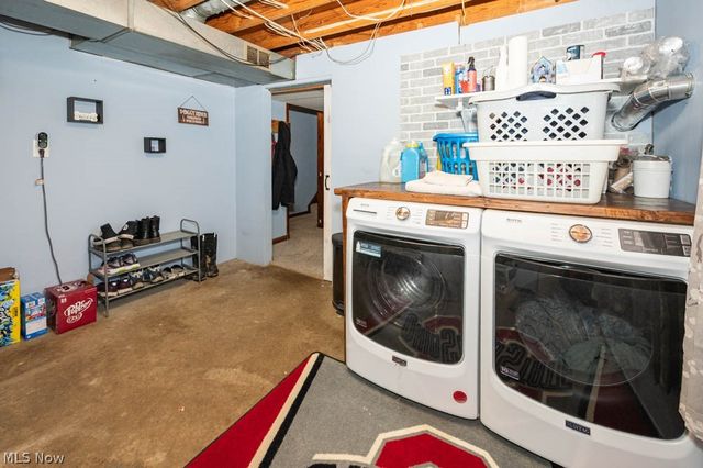 7308 Lake O Springs Avenue NW, North Canton, OH 44720