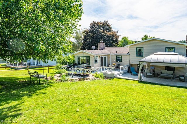7308 Lake O Springs Avenue NW, North Canton, OH 44720