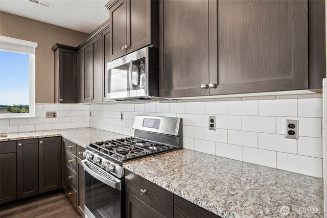 2805 Fiddleback Street NE, Lacey, WA 98516