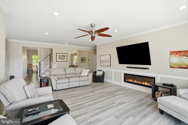 123 RIVERSIDE LN, Coatesville, PA 19320