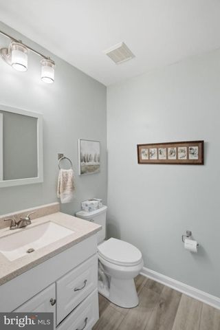 123 RIVERSIDE LN, Coatesville, PA 19320