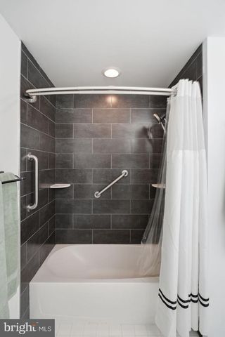 123 RIVERSIDE LN, Coatesville, PA 19320