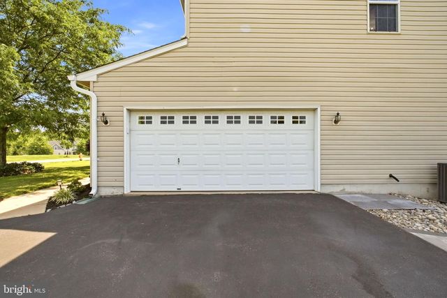 123 RIVERSIDE LN, Coatesville, PA 19320