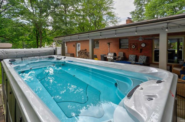 1104 S Melody Lane, Santa Claus, IN 47579