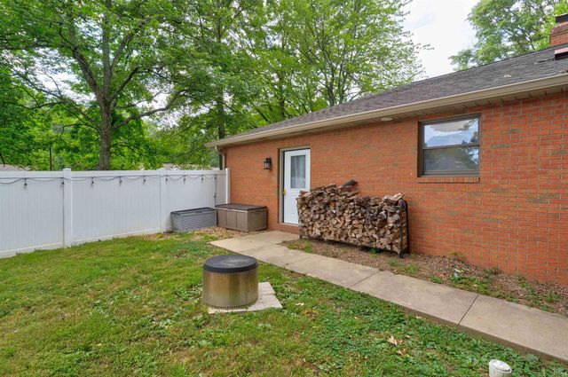 1104 S Melody Lane, Santa Claus, IN 47579