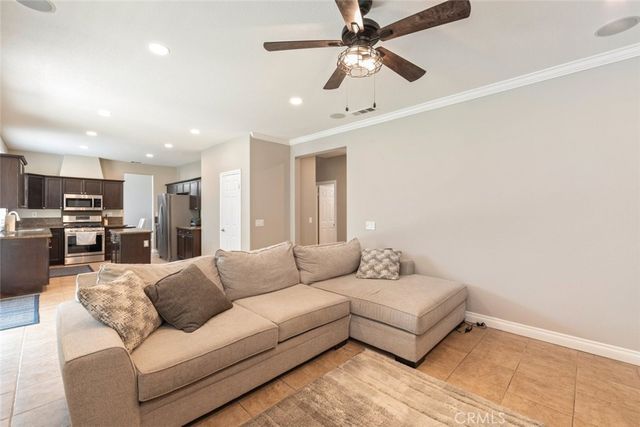 2487 Sweet Rain Way, Corona, CA 92881