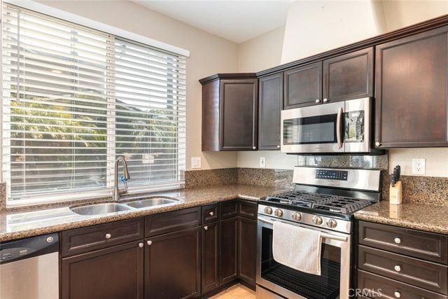 2487 Sweet Rain Way, Corona, CA 92881