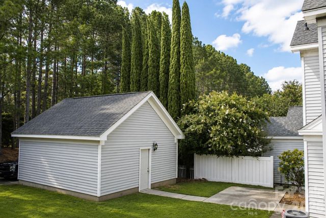 11307 Deer Ridge Lane, Charlotte, NC 28277