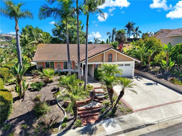 2912 Estancia, San Clemente, CA 92673