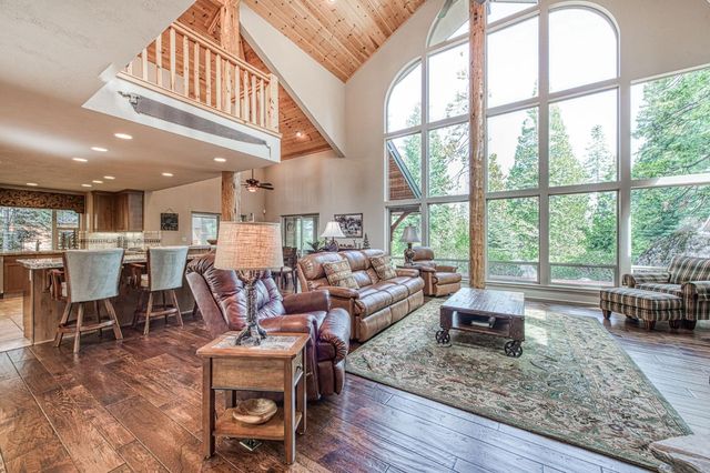 41977 Granite Ridge Road, Shaver Lake, CA 93664