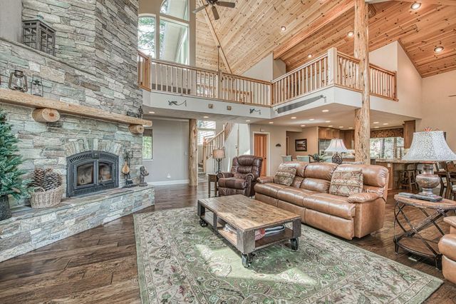 41977 Granite Ridge Road, Shaver Lake, CA 93664