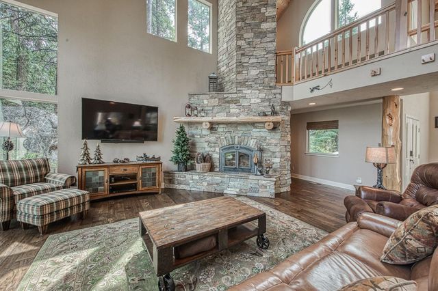 41977 Granite Ridge Road, Shaver Lake, CA 93664