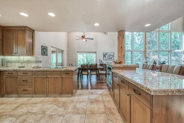 41977 Granite Ridge Road, Shaver Lake, CA 93664