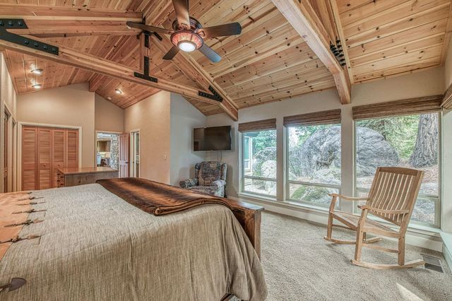 41977 Granite Ridge Road, Shaver Lake, CA 93664