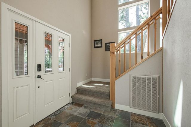 41977 Granite Ridge Road, Shaver Lake, CA 93664