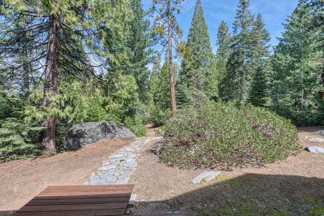 41977 Granite Ridge Road, Shaver Lake, CA 93664