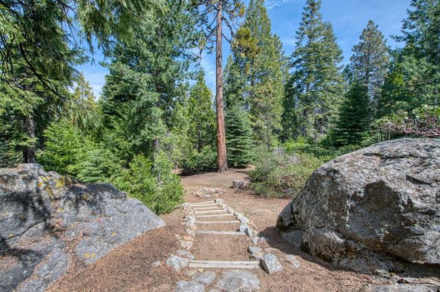 41977 Granite Ridge Road, Shaver Lake, CA 93664