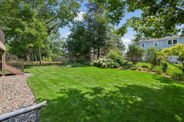 5757 Sunset Road, Mound, MN 55364