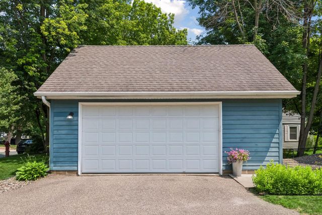 5757 Sunset Road, Mound, MN 55364