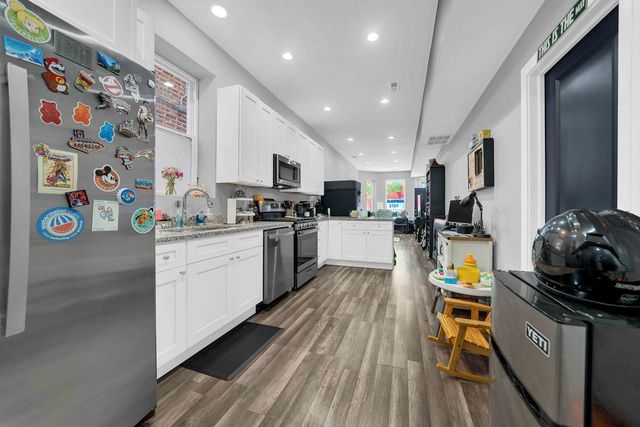 1505 S Tripp Avenue, Chicago, IL 60623