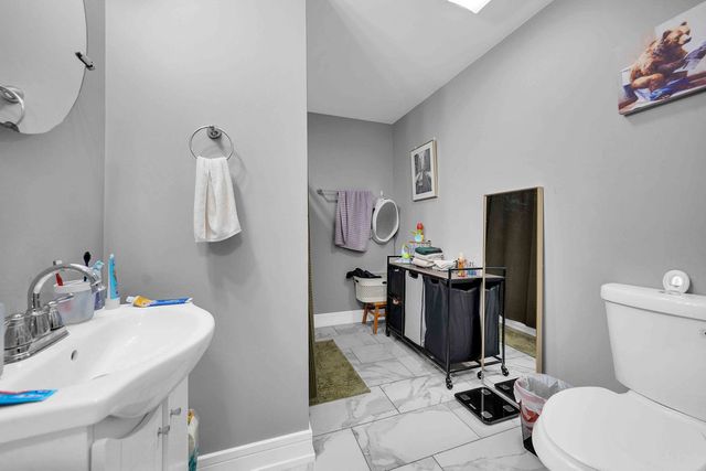 1505 S Tripp Avenue, Chicago, IL 60623