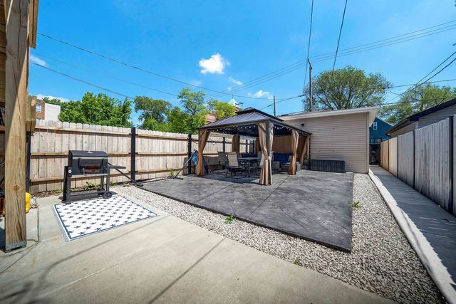 1505 S Tripp Avenue, Chicago, IL 60623