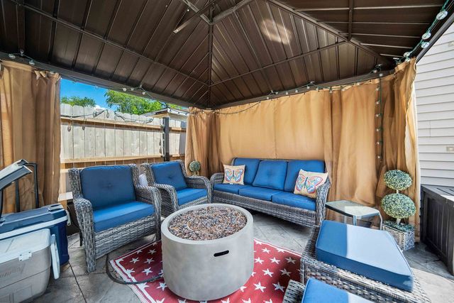 1505 S Tripp Avenue, Chicago, IL 60623