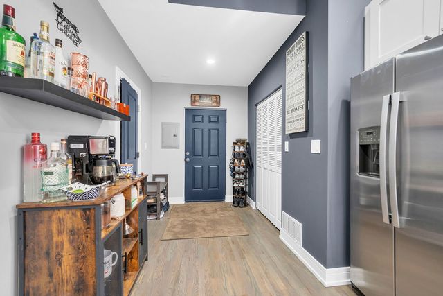 1505 S Tripp Avenue, Chicago, IL 60623