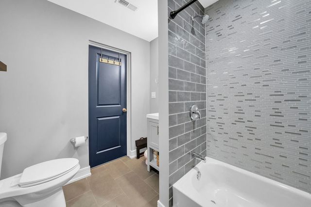1505 S Tripp Avenue, Chicago, IL 60623