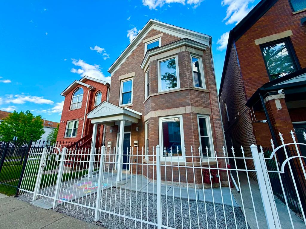 1505 S Tripp Avenue, Chicago, IL 60623