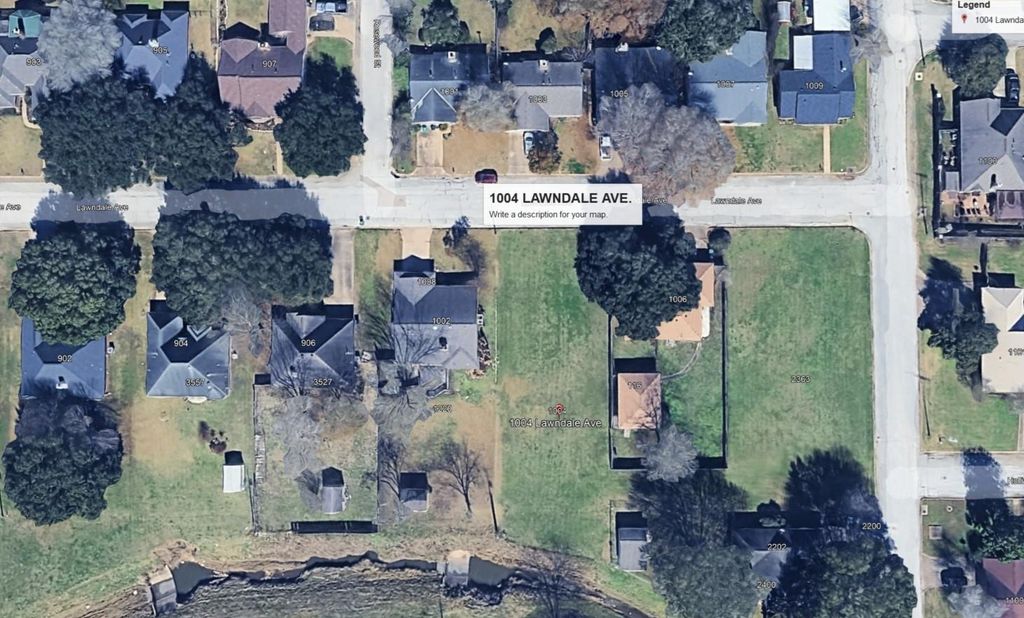 1004 Lawndale Avenue, Brenham, TX 77833