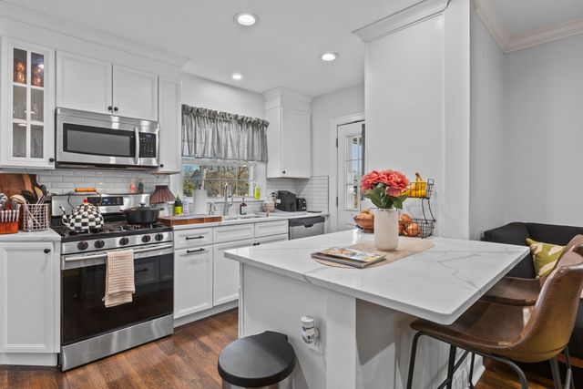 440 Henry Clay Boulevard, Lexington, KY 40502