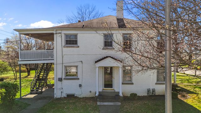 440 Henry Clay Boulevard, Lexington, KY 40502