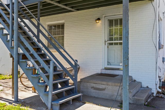 440 Henry Clay Boulevard, Lexington, KY 40502