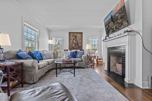 440 Henry Clay Boulevard, Lexington, KY 40502