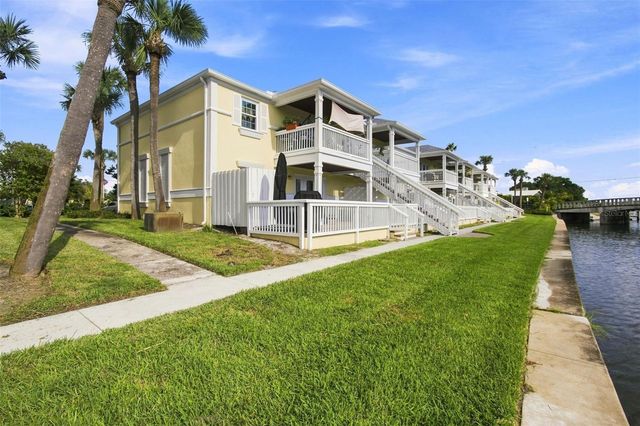 3889 POMPANO DRIVE SE A, St Petersburg, FL 33705