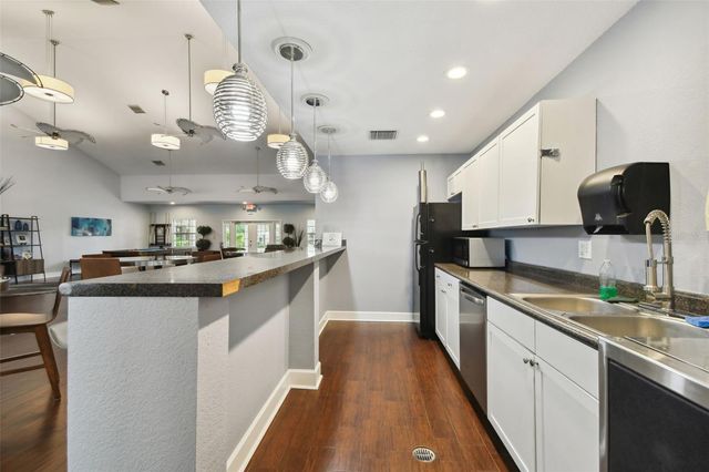 3889 POMPANO DRIVE SE A, St Petersburg, FL 33705