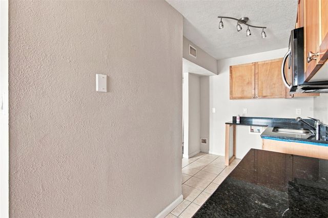 3889 POMPANO DRIVE SE A, St Petersburg, FL 33705
