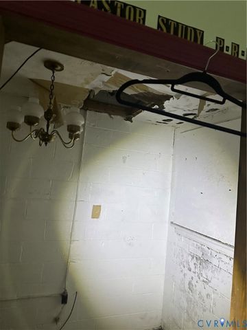 650 S Jones St, Petersburg, VA 23803