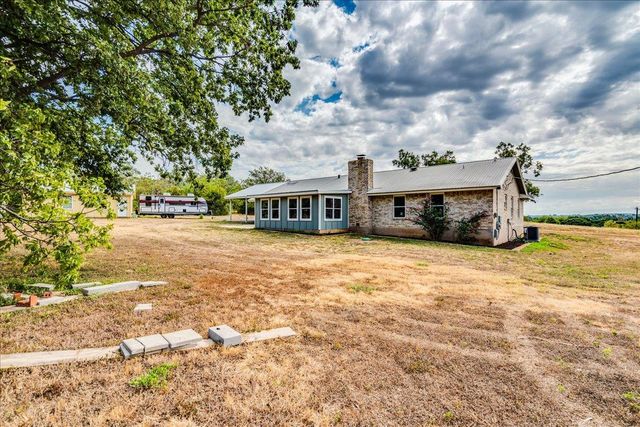 1102 N Austin Ave, Georgetown, TX 78626
