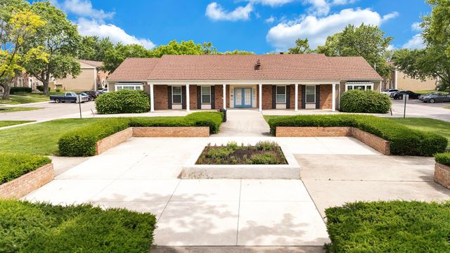 4696 Tarryton Court S, 3H, Columbus, OH 43228