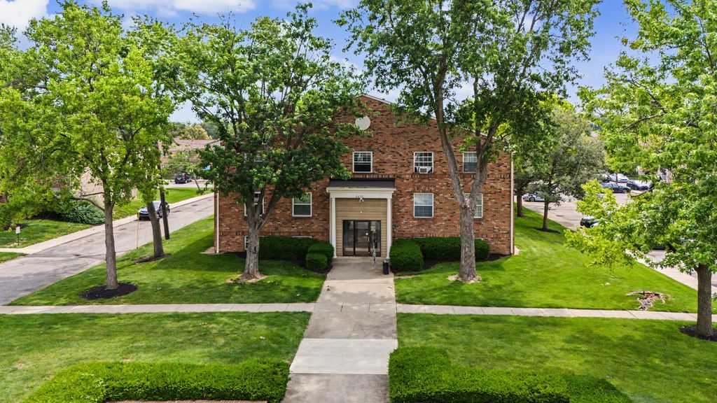 4696 Tarryton Court S, 3H, Columbus, OH 43228