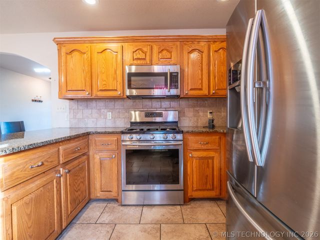 717 S 17th Street, Mcalester, OK 74501