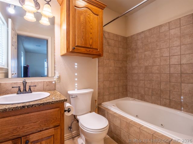 717 S 17th Street, Mcalester, OK 74501