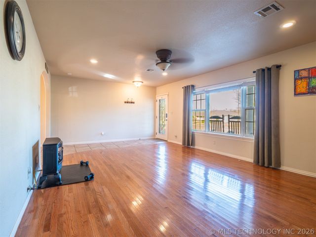 717 S 17th Street, Mcalester, OK 74501