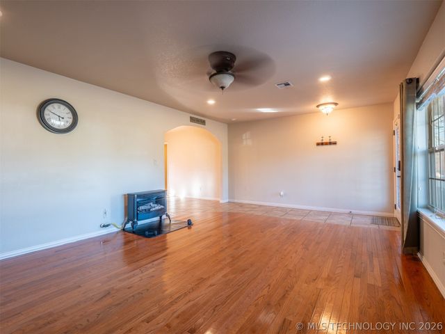 717 S 17th Street, Mcalester, OK 74501