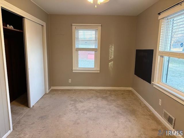 7601 Eichele Drive, Evansville, IN 47712