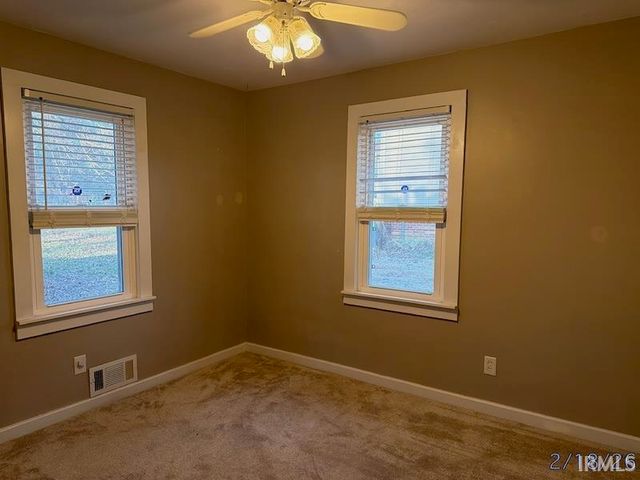 7601 Eichele Drive, Evansville, IN 47712
