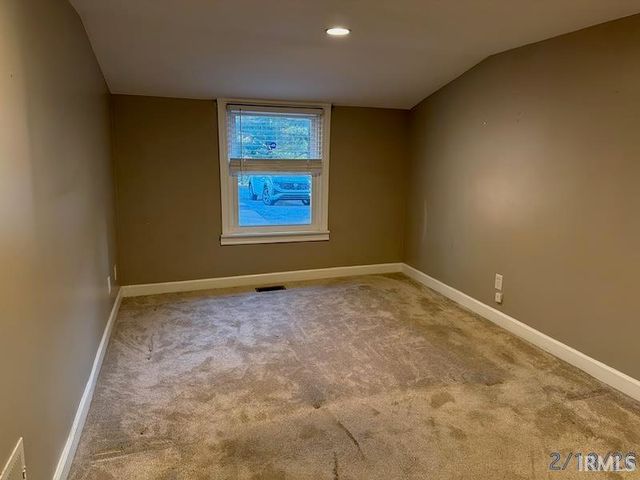 7601 Eichele Drive, Evansville, IN 47712
