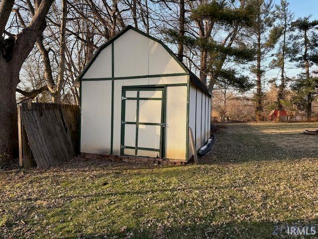 7601 Eichele Drive, Evansville, IN 47712